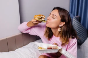 How to Break Free from Unhealthy Eating Patterns
